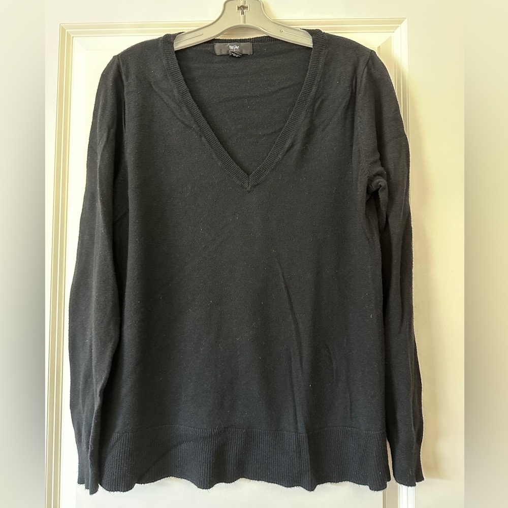 Mossimo Womens Black V-Neck‎ Sweater Minimalist Cozycore Clean Girl Basic